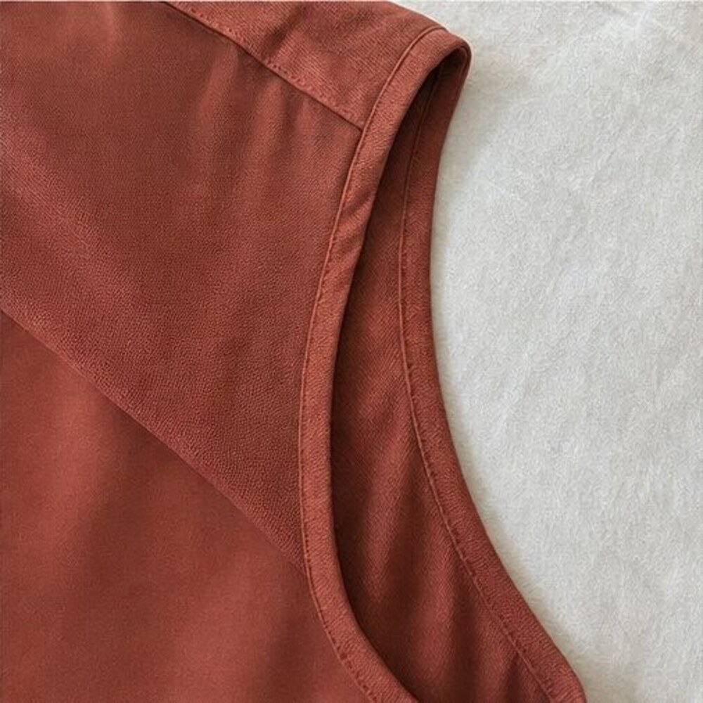 Rust Wrap Blouse - Picture 5 of 6